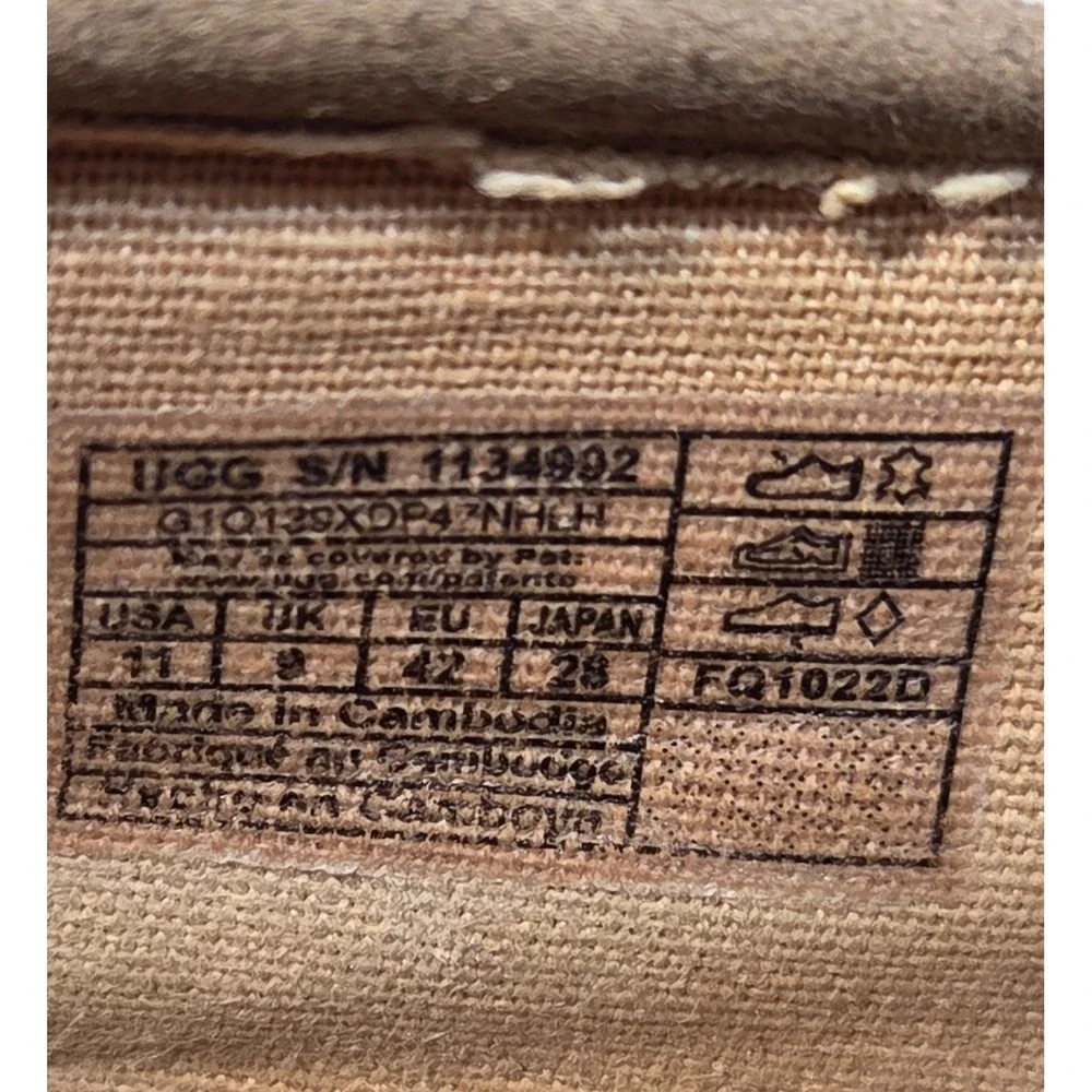 UGG Alameda Slip On Suede Sneakers Sand Tan Low Top Shoes Mens 11